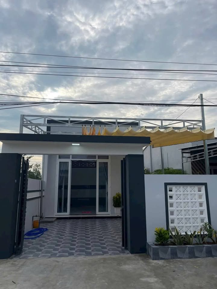 Nhà riêng Trường Tây, TXHT 171m² giá 1.39 tỷ - Chính chủ bán gấp!