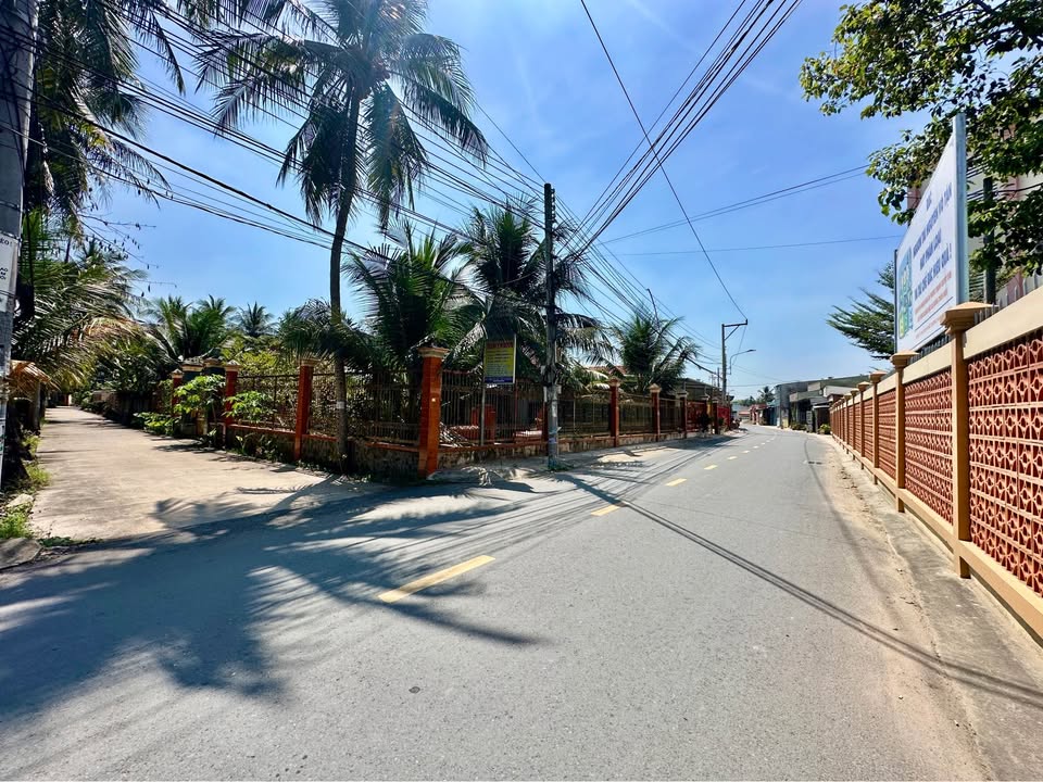 Đất Phước Thạnh 195m² giá 1.6 tỷ - Sổ hồng đầy đủ, thương lượng!