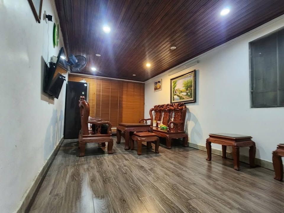 Căn hộ duplex 3 tầng Tập thể Thái Thịnh 120m² - Nhà nguyên bản, sổ đỏ chính chủ!