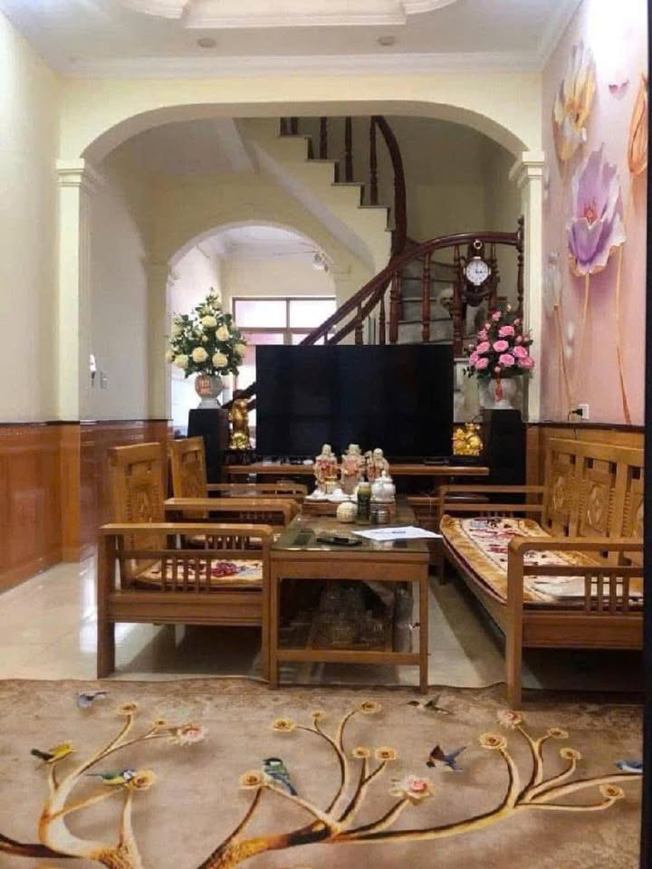 Nhà phố Định Công Hạ 34m² giá 5.9 tỷ - Gần ô tô, 2 mặt thoáng!