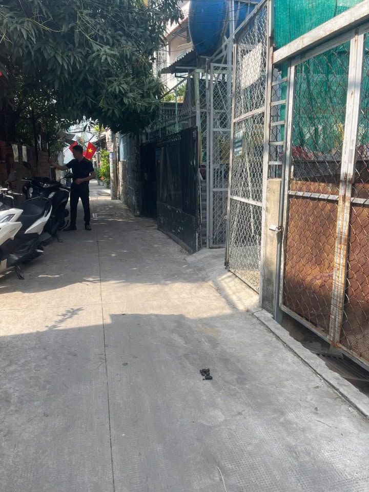Dãy nhà trọ 2 mặt tiền hẻm 1225 Huỳnh Tấn Phát, Phú Thuận, Quận 7 - Đầu tư sinh lời 30 triệu/tháng!