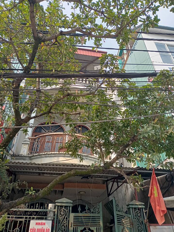 Nhà 3 tầng đường Chủ Văn Thịnh, Sơn La diện tích 100m² giá 4.5 tỷ - Cơ hội đầu tư tuyệt vời!