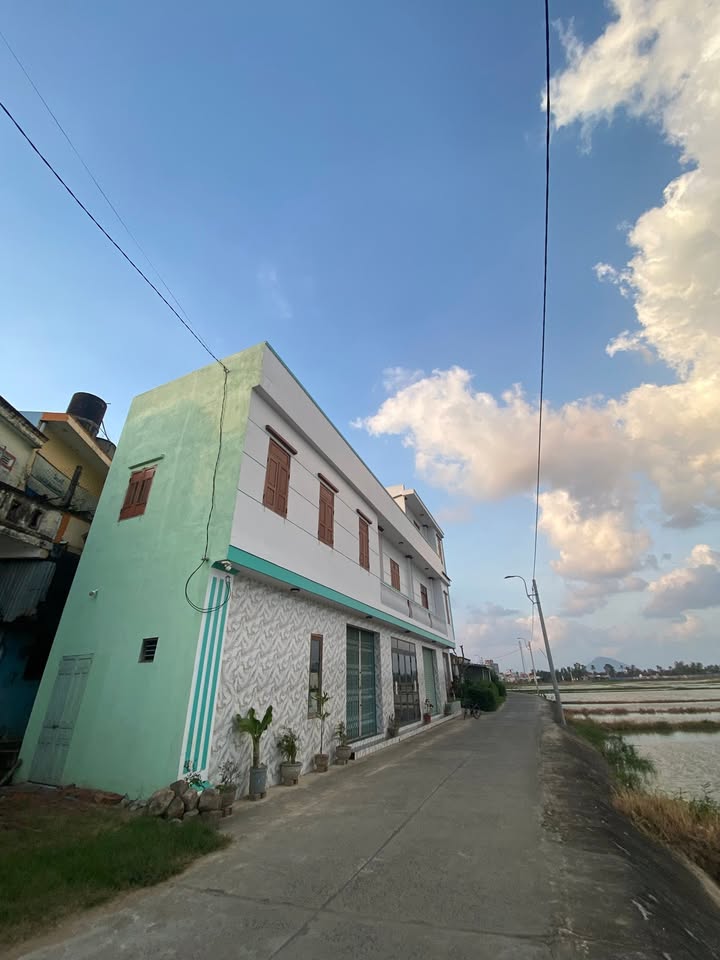 Nhà 2 mê 1 tum Thôn Định Thành 127m² giá 1.4 tỷ - Đang kinh doanh nhà nghỉ