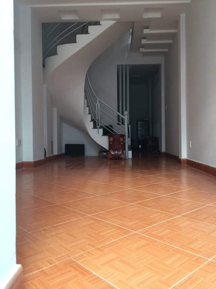 Nhà riêng đường Lê Văn Khương, Q12, 84m² giá 2.35 tỷ - Sổ hồng chính chủ!