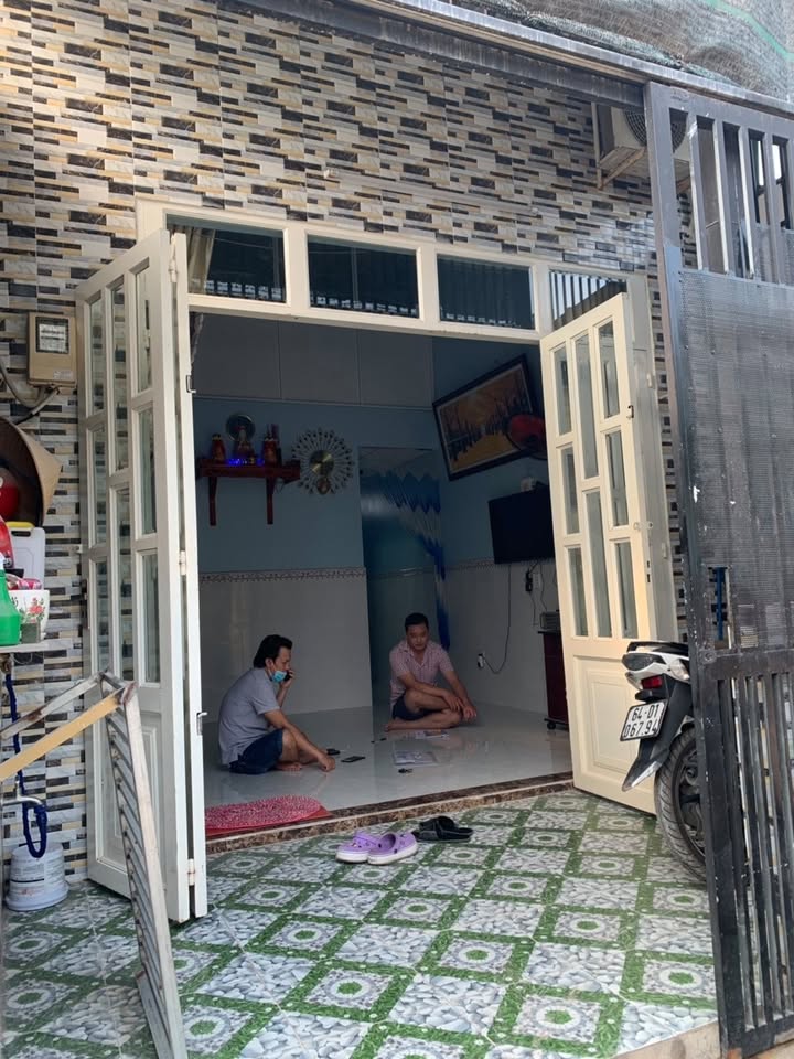 Nhà cấp 4 hẻm xe hơi TX48, Quận 12, 40m² giá 1.4 tỷ - Chính chủ bán gấp!