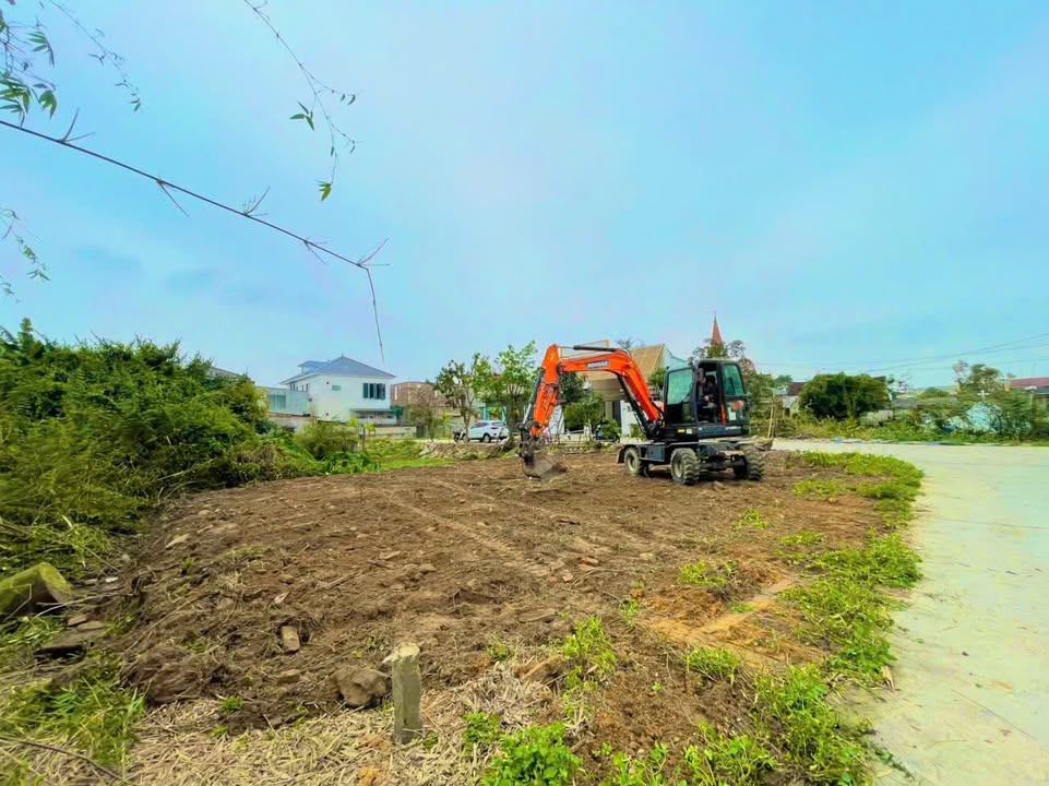 Đất cho thuê tại Thị trấn Xuân An, Nghi Xuân, 170m² - Vị trí đắc địa hai mặt tiền!