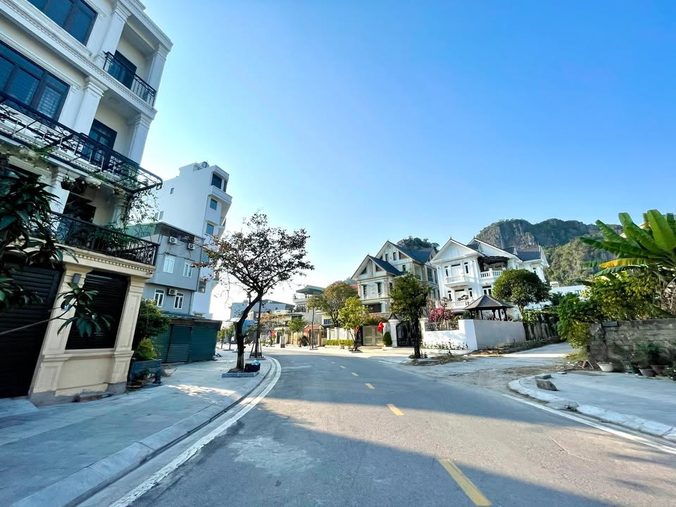 Đất liền kề KĐT Cột 5-8 Mở Rộng - 60m² giá 5.8 tỷ - Chính chủ bán gấp!