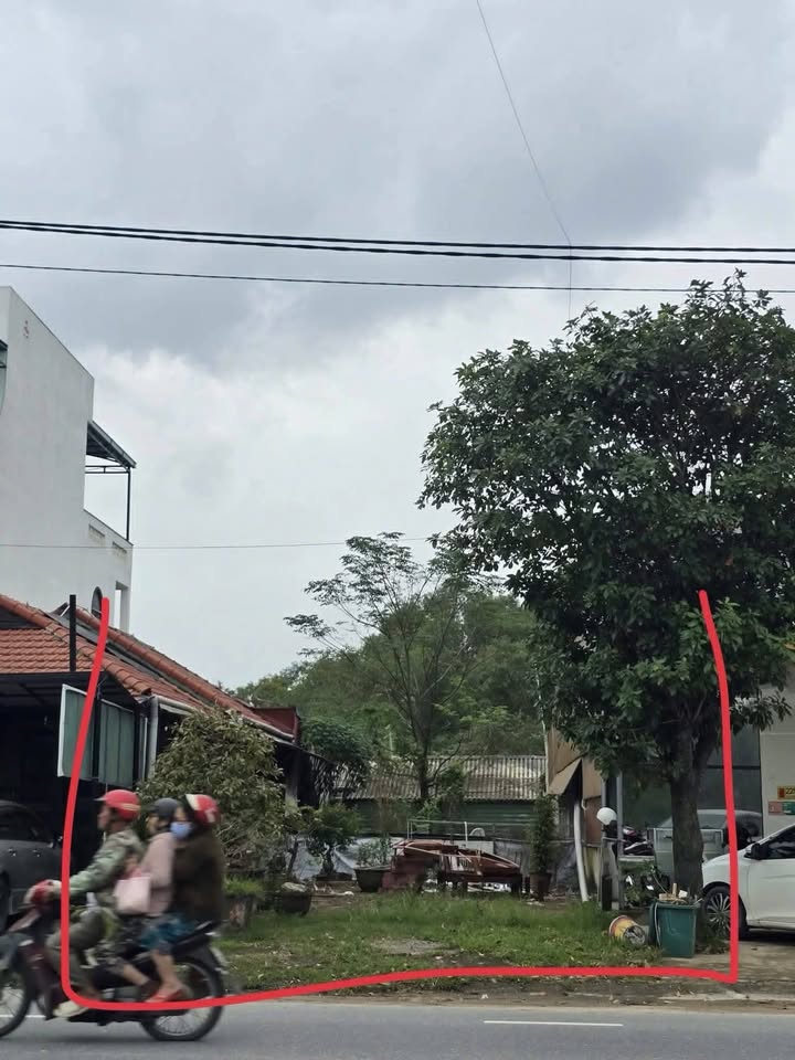 Bán lô mặt tiền đường Lê Lợi nối dài, TP Đông Hà, 150m² - Đầu tư sinh lời ngay!