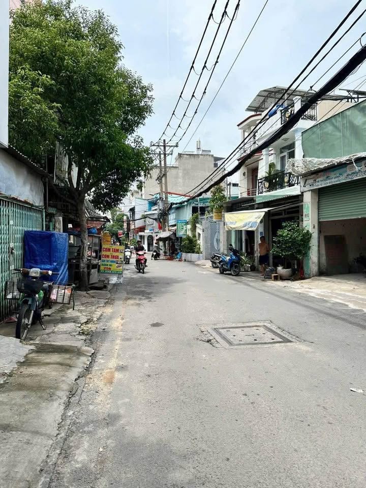 Nhà cấp 4 mặt tiền đường số 5, Gò Vấp 120m² giá 6.9 tỷ - Chính chủ bán gấp!