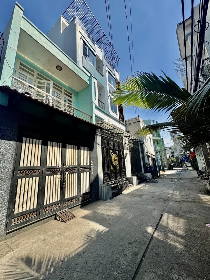 Nhà căn góc Bình Trị Đông A 45m² giá chỉ 4.7 tỷ - Sát khu Tên Lửa!