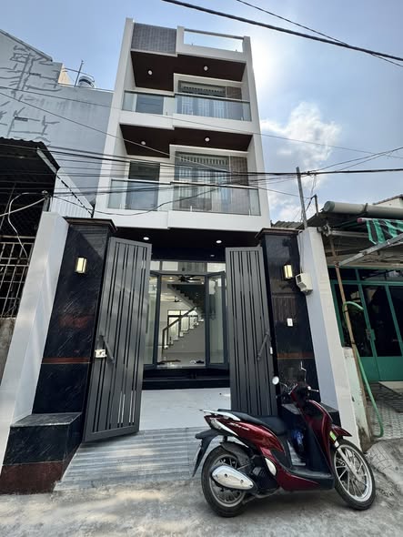 Nhà phố 4 tầng Phường Cát Lái 73m² giá 8.5 tỷ - Thiết kế hiện đại, sẵn sàng ở ngay!