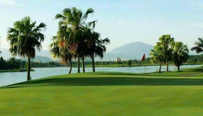 Sân golf Tràng An Ninh Bình 1.800 tỷ - Top 10 sân golf đẹp nhất Việt Nam!