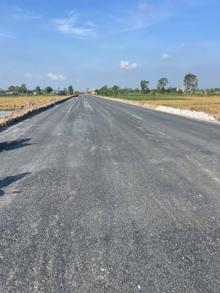 Đất nền mặt tiền đường 864, Tân Hòa, Gò Công Đông 216m² chỉ 550 triệu - Đầu tư sinh lời ngay!