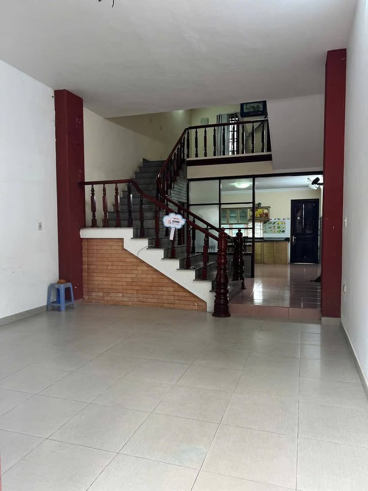 Nhà cho thuê 3 tầng tại Khu Đông Nam Cường 65m² - Giá chỉ 6.5 triệu/tháng!