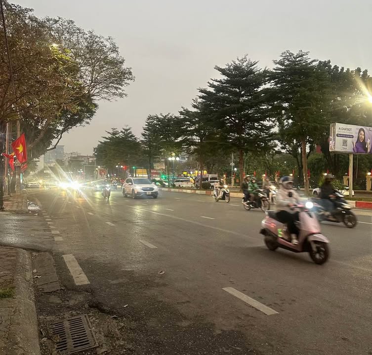 Nhà phố Hoài Đức 44m² giá thỏa thuận - Nội thất mới tinh, ô tô đỗ cửa!