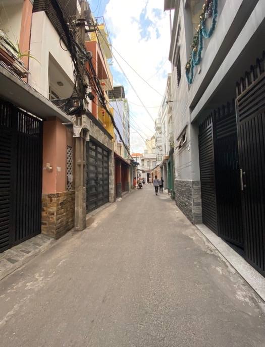 Nhà phố 4 tầng Cách Mạng Tháng Tám, Quận Tân Bình, 36m² chỉ 5.5 tỷ - Nhà chắc chắn, vào ở ngay!