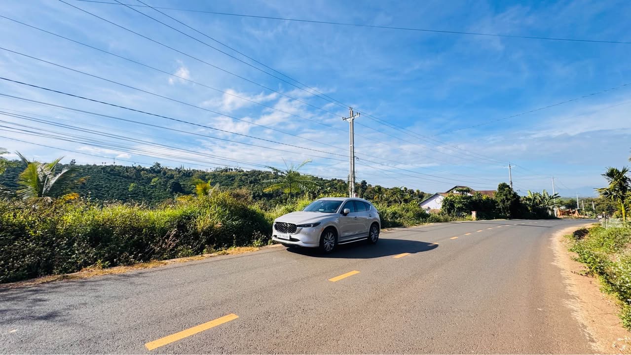 Đất mặt tiền liên xã Hòa Trung, Di Linh 1770m² giá 4.2 tỷ - Tạo dựng không gian nghỉ dưỡng lý tưởng!