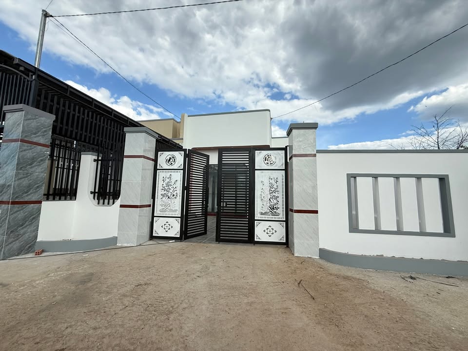 Nhà mặt tiền Hưng Bình 1, Trảng Bom 195m² giá 1.35 tỷ - Sổ đỏ chính chủ!