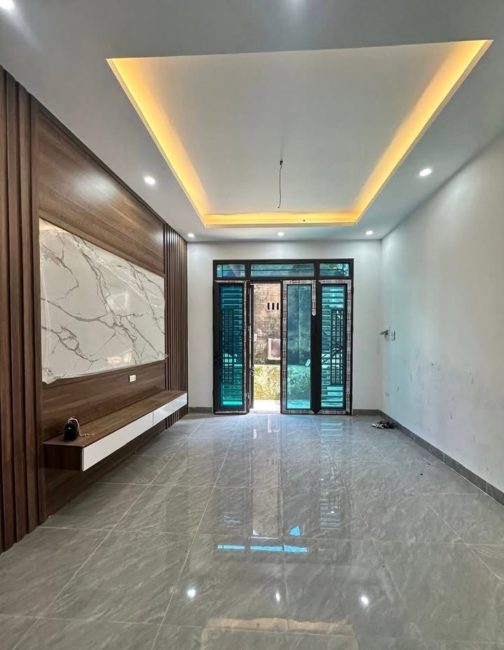 Nhà riêng Ngọc Hồi, Thanh Trì 40m² giá 4 tỷ - Ô tô đỗ cửa, sổ đỏ