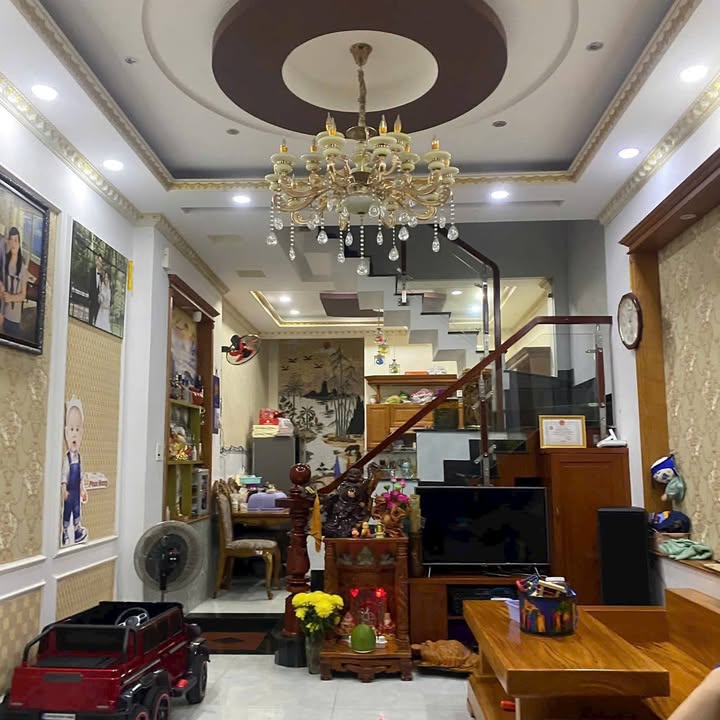 Nhà mặt phố Đường 24, Linh Đông, Thủ Đức 50m² giá 7.5 tỷ - Sẵn sàng vào ở ngay!