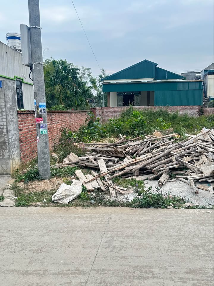 Đất nền Khu 9 Thanh Sơn Uông Bí 100m² giá 1 tỷ - Lô góc hai mặt tiền, bán gấp!