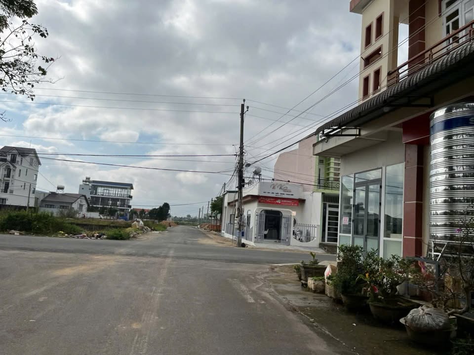 Nhà mặt tiền Trần Hưng Đạo, Thị trấn Thạnh Mỹ 115m² giá 2.45 tỷ - Đầu tư sinh lời ngay!