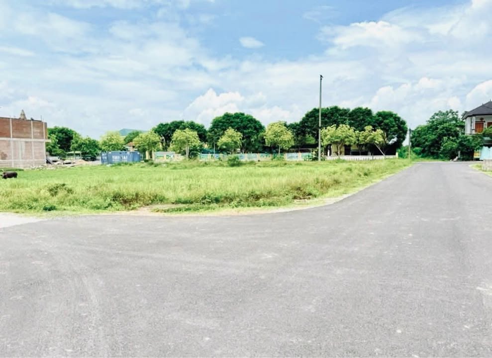 Đất 2 mặt tiền Liên Hương, Thạch Đài 242m² giá 4 tỷ - Đối diện trường tiểu học!