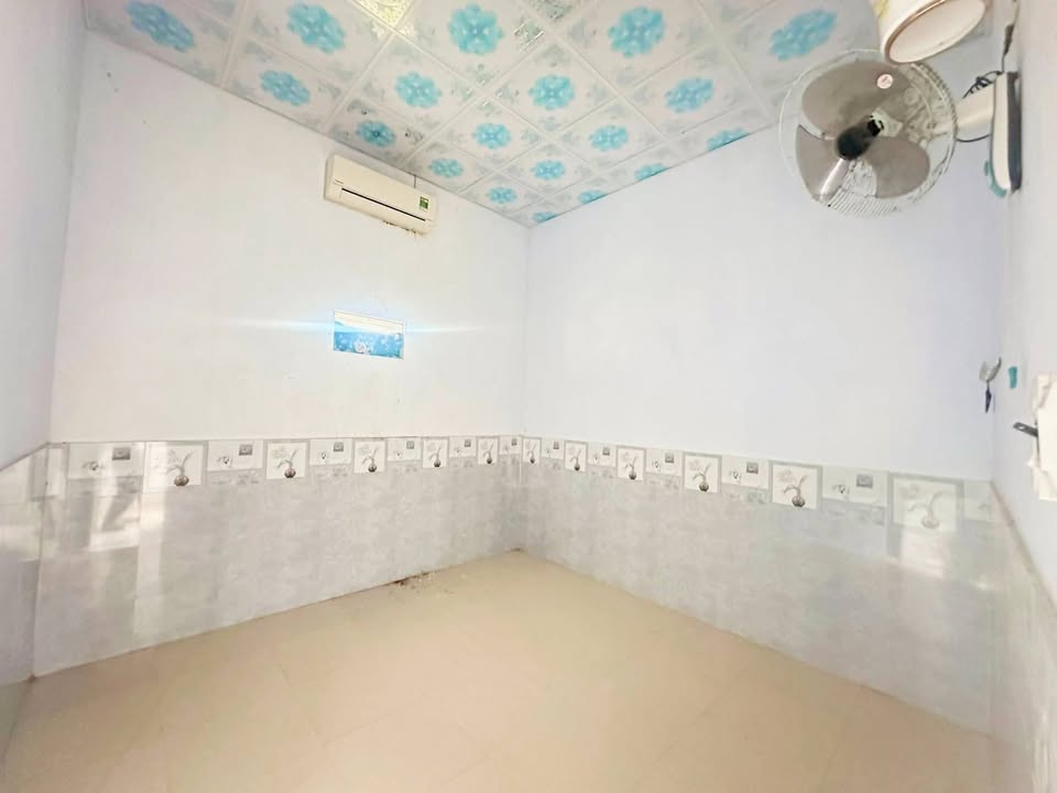 Nhà riêng Phường Trương Quang Trọng 140m² giá 700 triệu - Sẵn sàng vào ở ngay!