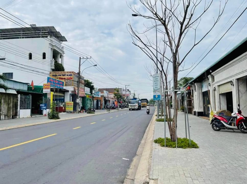 Đất mặt tiền Nguyễn Văn Lộng, Thủ Dầu Một 94.5m² - Giá chỉ 3 tỷ!