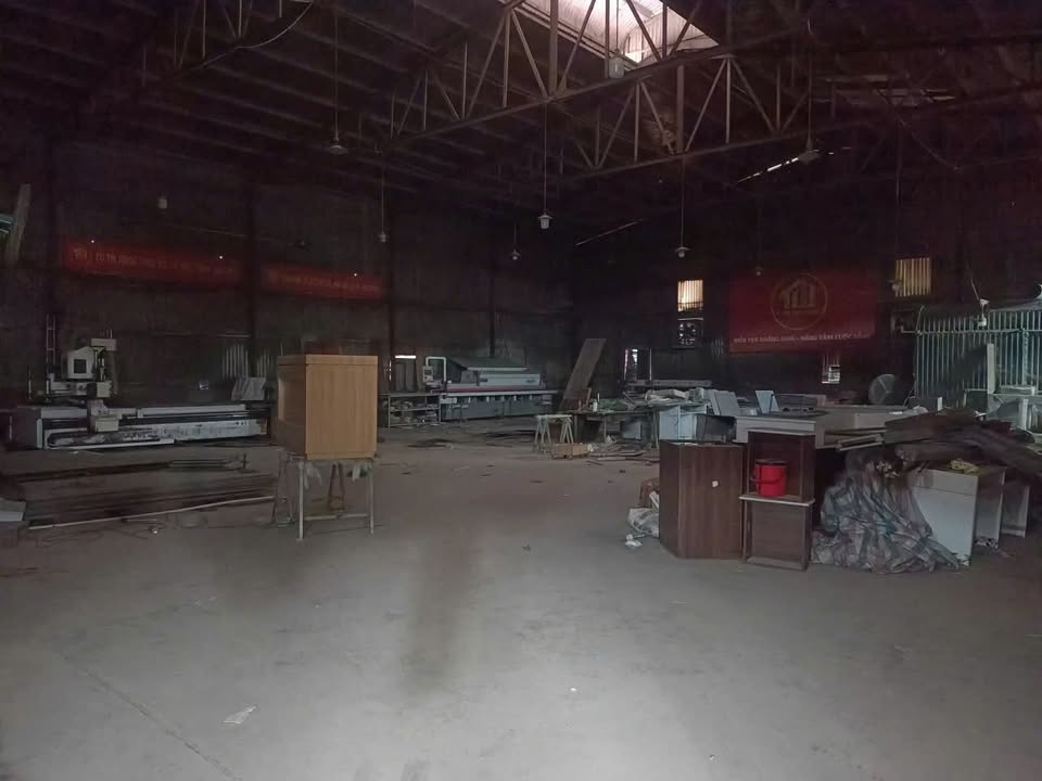 Cho thuê kho, nhà xưởng 700m² tại Vạn Phúc, Thanh Trì - Diện tích lớn, giá hợp lý!