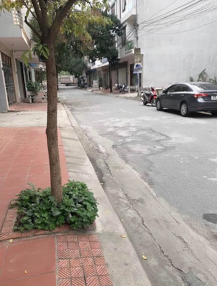 Nhà riêng Quang Trung, Thanh Trì 40m² giá 8 tỷ - Không gian sống thoáng đãng!