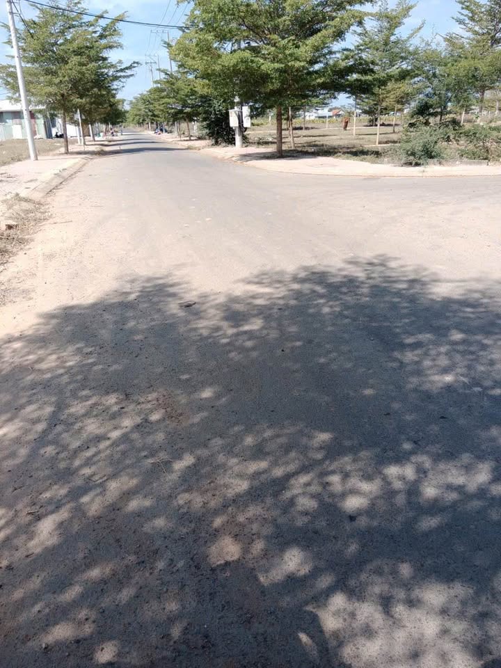 Đất nền KDC An Phước, đường nhựa Hàm Thắng, 92m² giá 1.6 tỷ - Cơ hội đầu tư hấp dẫn!