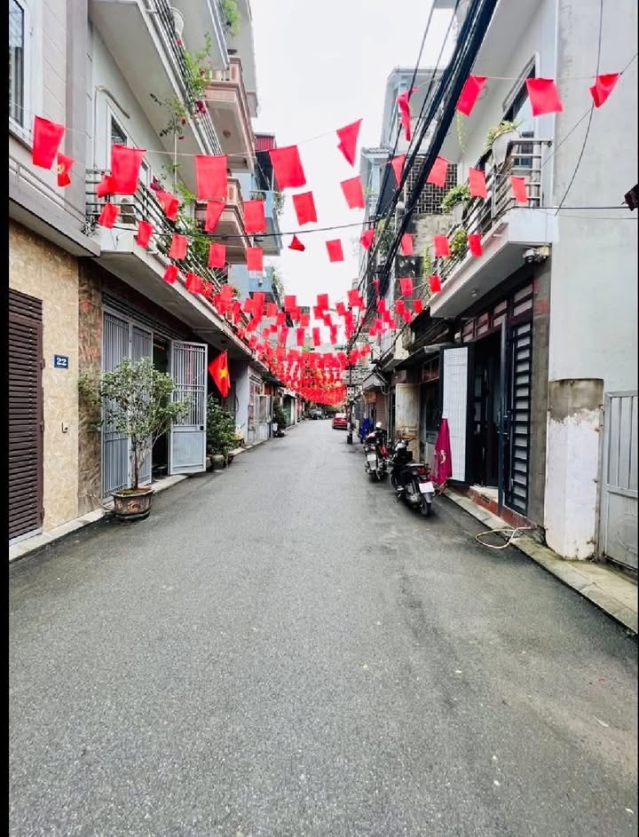 Nhà FrontHouse Cống Chèm 45m² giá 7 tỷ - Kinh doanh đắc địa!