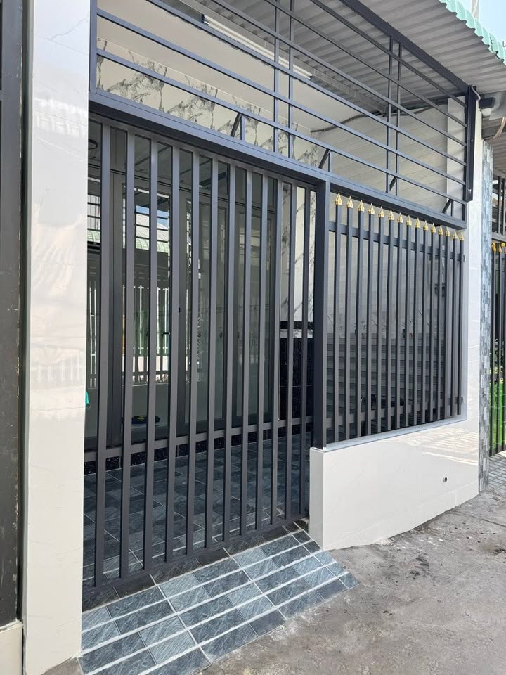 Nhà mới xây KDC Út Lấn, Mỹ Thạnh 100m² giá 1.38 tỷ - Thiết kế hiện đại, dọn vào ở ngay!