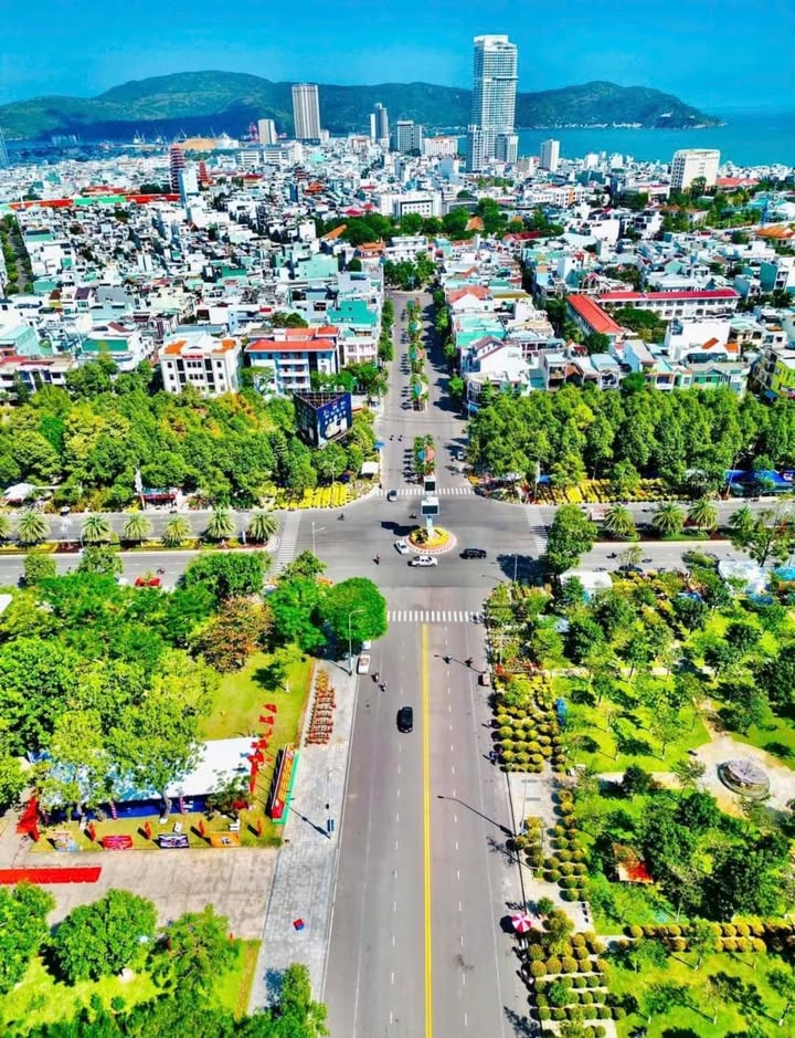 Nhà bán gần Siêu thị Coopmart, Đường Lê Duẩn, 80m² - Ngôi nhà lý tưởng giữa lòng thành phố!