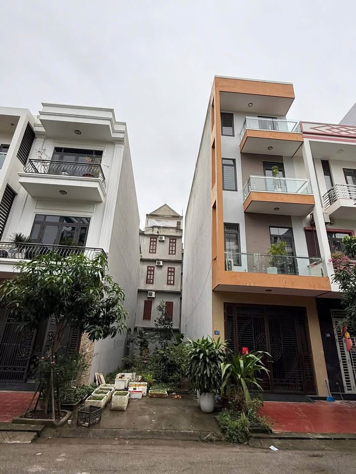 Đất nền trục Nguyễn Thọ Vinh 72.64m² giá 4 tỷ - Sổ đỏ chính chủ sang tên nhanh gọn!