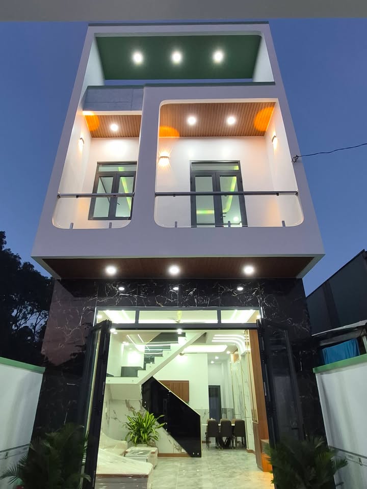 Nhà phố tại Phường An Phú, TP. Thủ Đức 125m² giá 3.8 tỷ - Thiết kế hiện đại, tiện nghi đầy đủ!