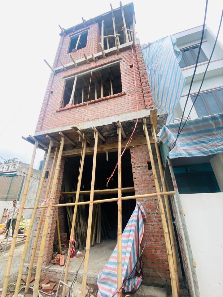 Nhà Phú Lạc Huyện Đông Hưng 40m² - Hoàn thiện theo gu riêng của bạn!