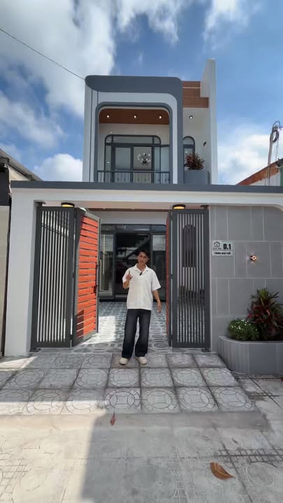 Nhà Mặt Tiền Đường Tăng Bạt Hổ - 96m² giá 2.79 tỷ - Thiết kế hiện đại, sang trọng!