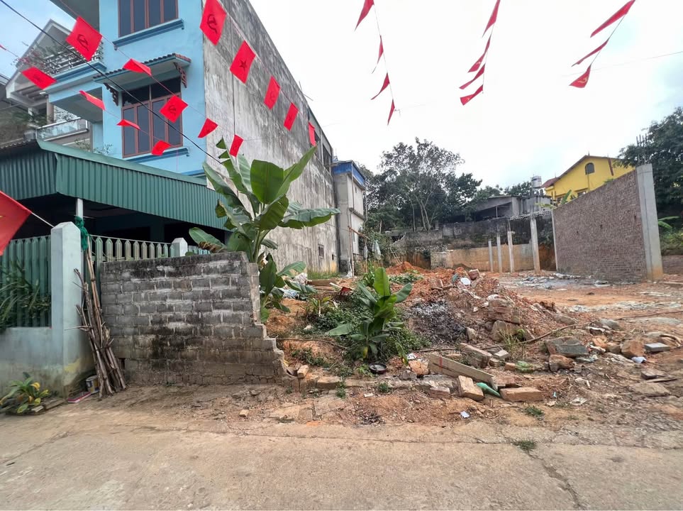 Lô đất Phường Quang Trung Thái Nguyên 165m² giá 2,3 tỷ - Vị trí trung tâm thuận lợi!