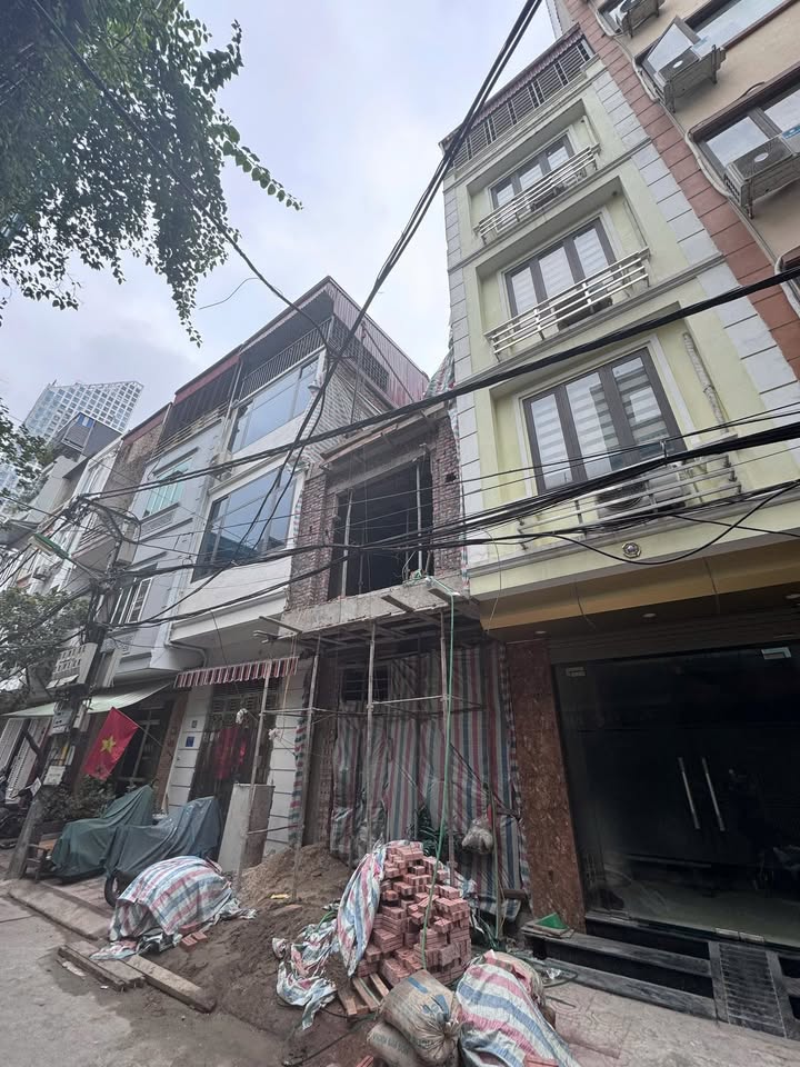 Nhà mới Yết Kiêu, Hà Đông 30,7m² - Thang máy hiện đại, tiện nghi đầy đủ!