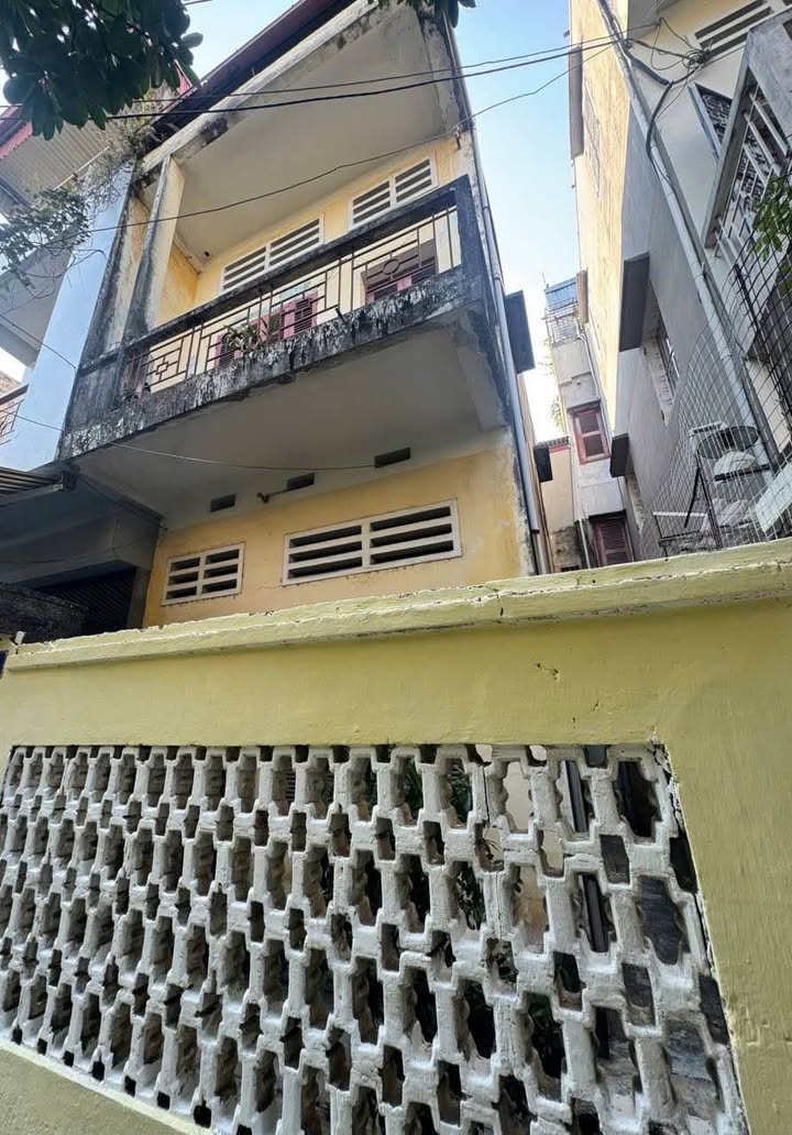 Đất Phố Hoàng Minh Thảo - Nguyễn Tường Loan 75m² giá 4.2 tỷ - Tiềm năng đầu tư cao!