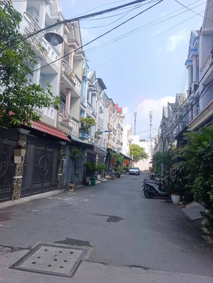 Nhà phố Nguyễn Thị Búp, Q12, 77m² giá 4 tỷ - Sẵn sàng vào ở ngay!