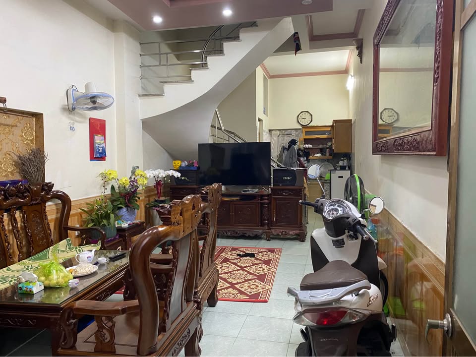 Nhà 2 tầng tại Đường Đà Nẵng, Hải Phòng 48m² chỉ 2.35 tỷ - Chính chủ bán gấp!