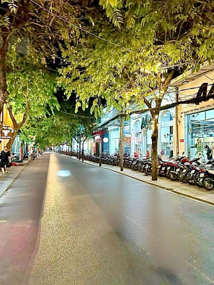 Nhà mặt tiền Nguyễn Việt Hồng, Quận Ninh Kiều, 103.8m² - Đầu tư sinh lời!