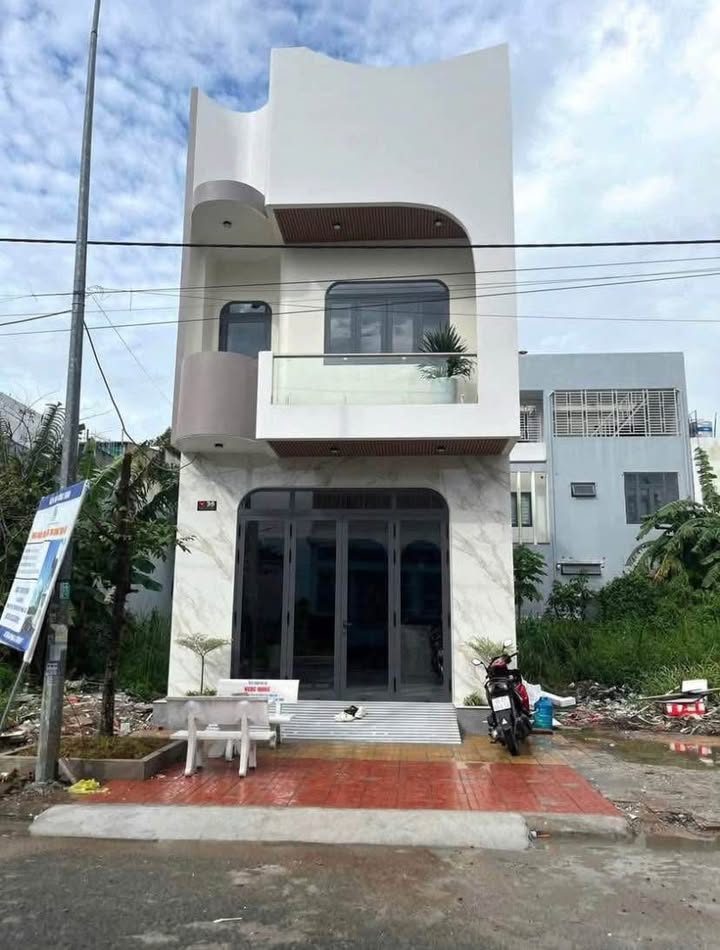 Nhà riêng Tân Vĩnh Hiệp, Bình Dương 70m² giá 1.79 tỷ - Sổ hồng riêng chính chủ!