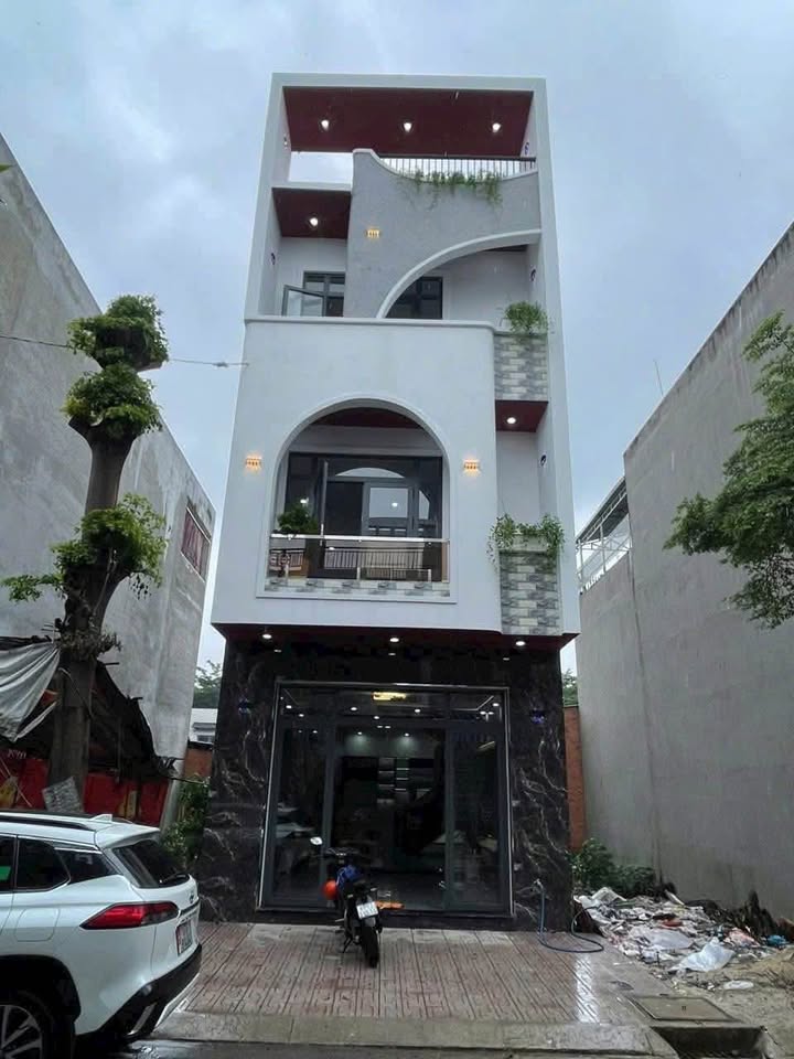 Nhà riêng phường An Phú, Thủ Đức 100m² giá 5.5 tỷ - Sẵn sàng vào ở ngay!