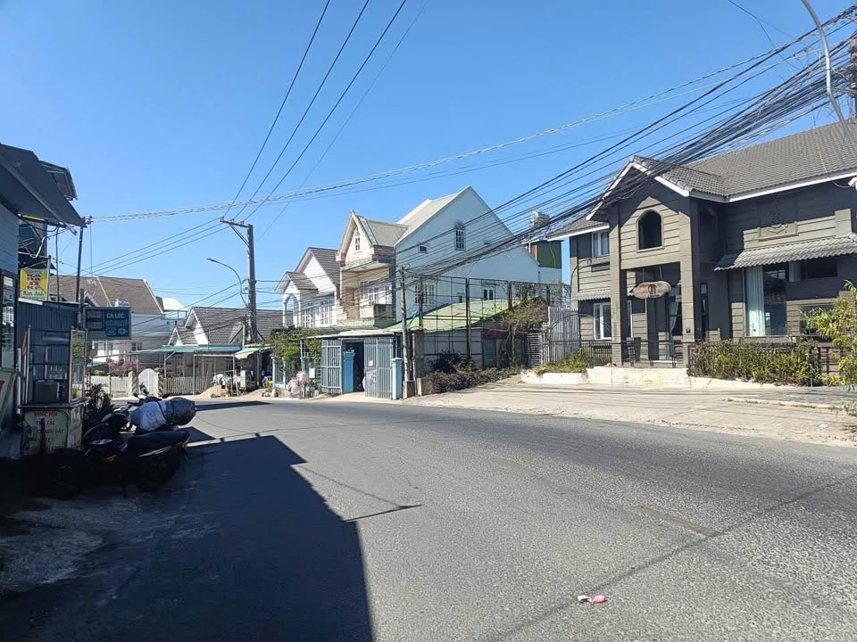 Nhà mặt tiền An Sơn, Đà Lạt 300m² giá 20.5 tỷ - Giảm 7 tỷ, bán nhanh!