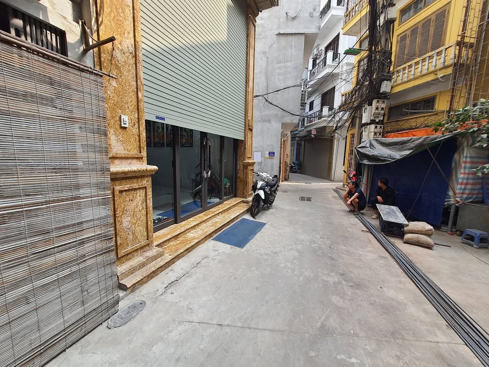 Nhà phố Lạc Trung, Thanh Nhàn 57m² giá 22.18 tỷ - Thiết kế 7 tầng thang máy, kinh doanh đắc địa!