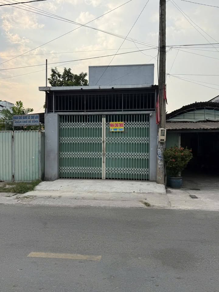 Nhà cho thuê mặt tiền đường Trần Tử Bình, 160m² - Địa điểm kinh doanh lý tưởng!